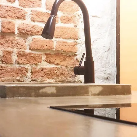 з сауною на площі ринок для 4 -х гостей - в еко стилі