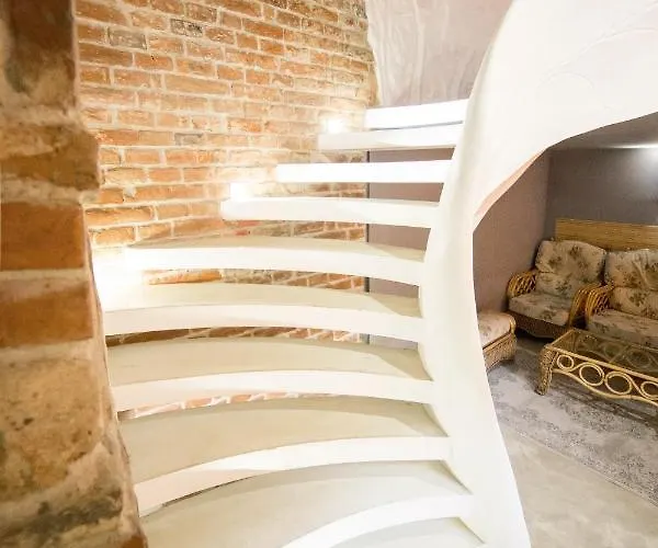 з сауною на площі ринок для 4 -х гостей - в еко стилі Apartamento Lviv