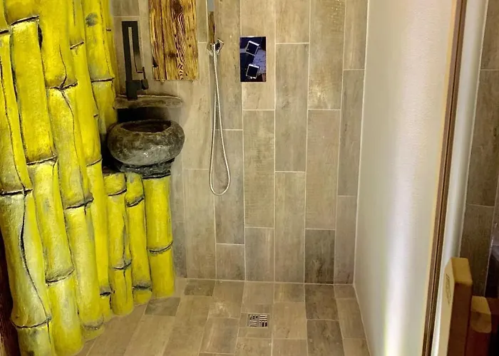 з сауною на площі ринок для 4 -х гостей - в еко стилі * Lviv